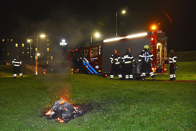 2017/171/20170827-22u33 GB 001 Buitenbrand Amsterdamse Baan.jpg